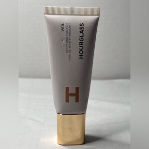 Hourglass Veil Skin Tint